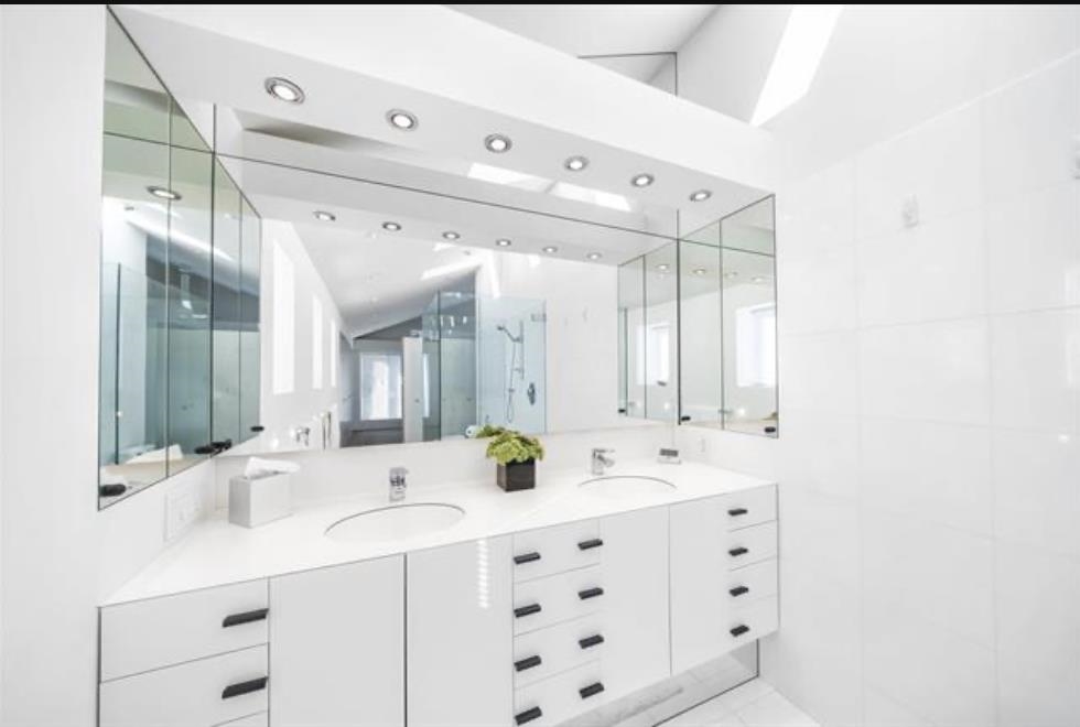 Stone Harbor, New Jersey 08247, United States, 4 Bedrooms Bedrooms, ,1 BathroomBathrooms,Residential,Active,245231