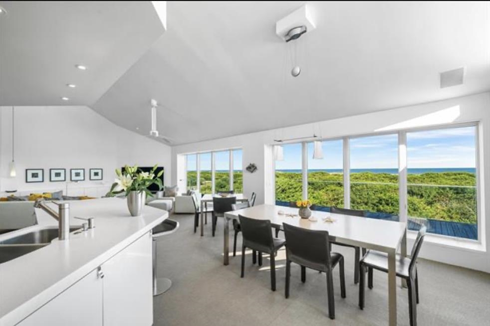 Stone Harbor, New Jersey 08247, United States, 4 Bedrooms Bedrooms, ,1 BathroomBathrooms,Residential,Active,245231