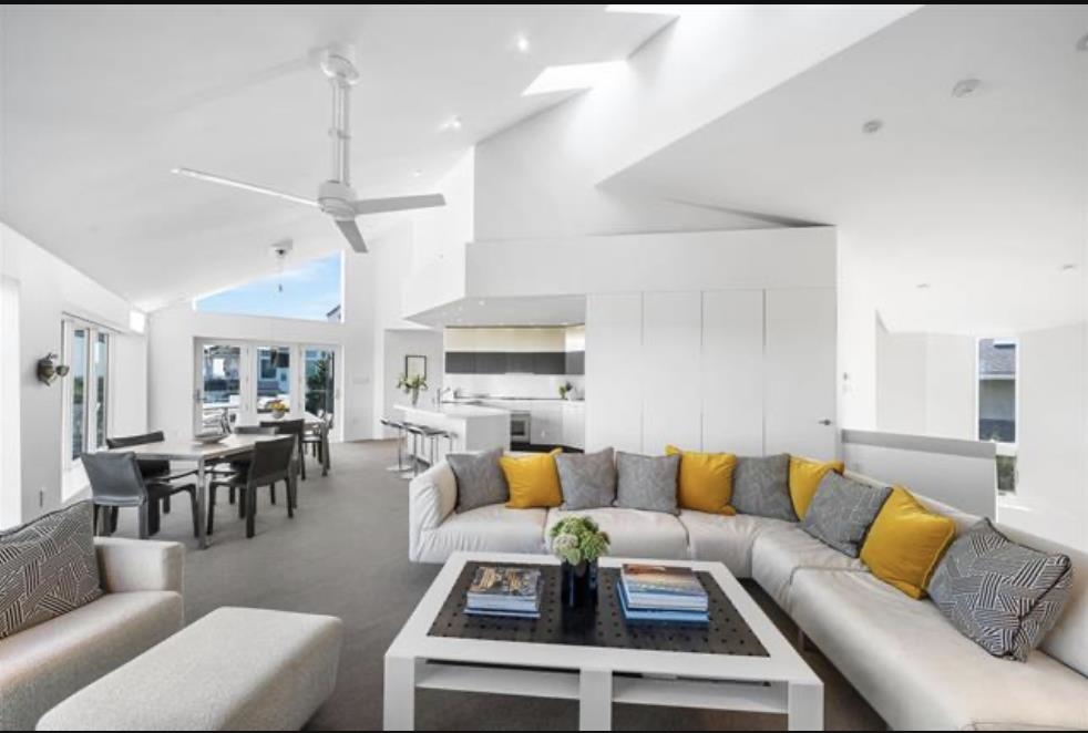 Stone Harbor, New Jersey 08247, United States, 4 Bedrooms Bedrooms, ,1 BathroomBathrooms,Residential,Active,245231