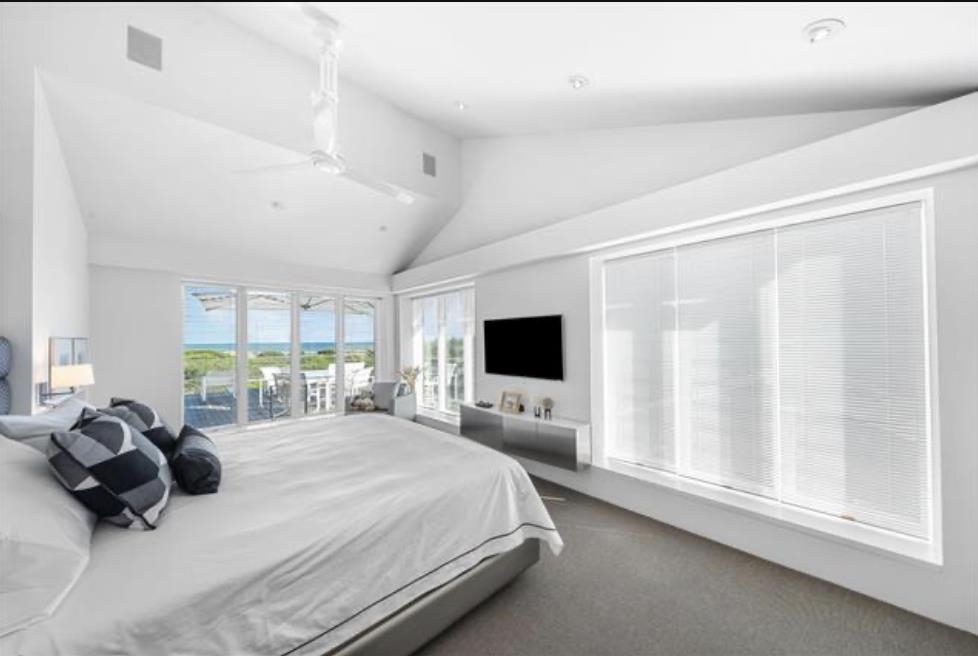 Stone Harbor, New Jersey 08247, United States, 4 Bedrooms Bedrooms, ,1 BathroomBathrooms,Residential,Active,245231