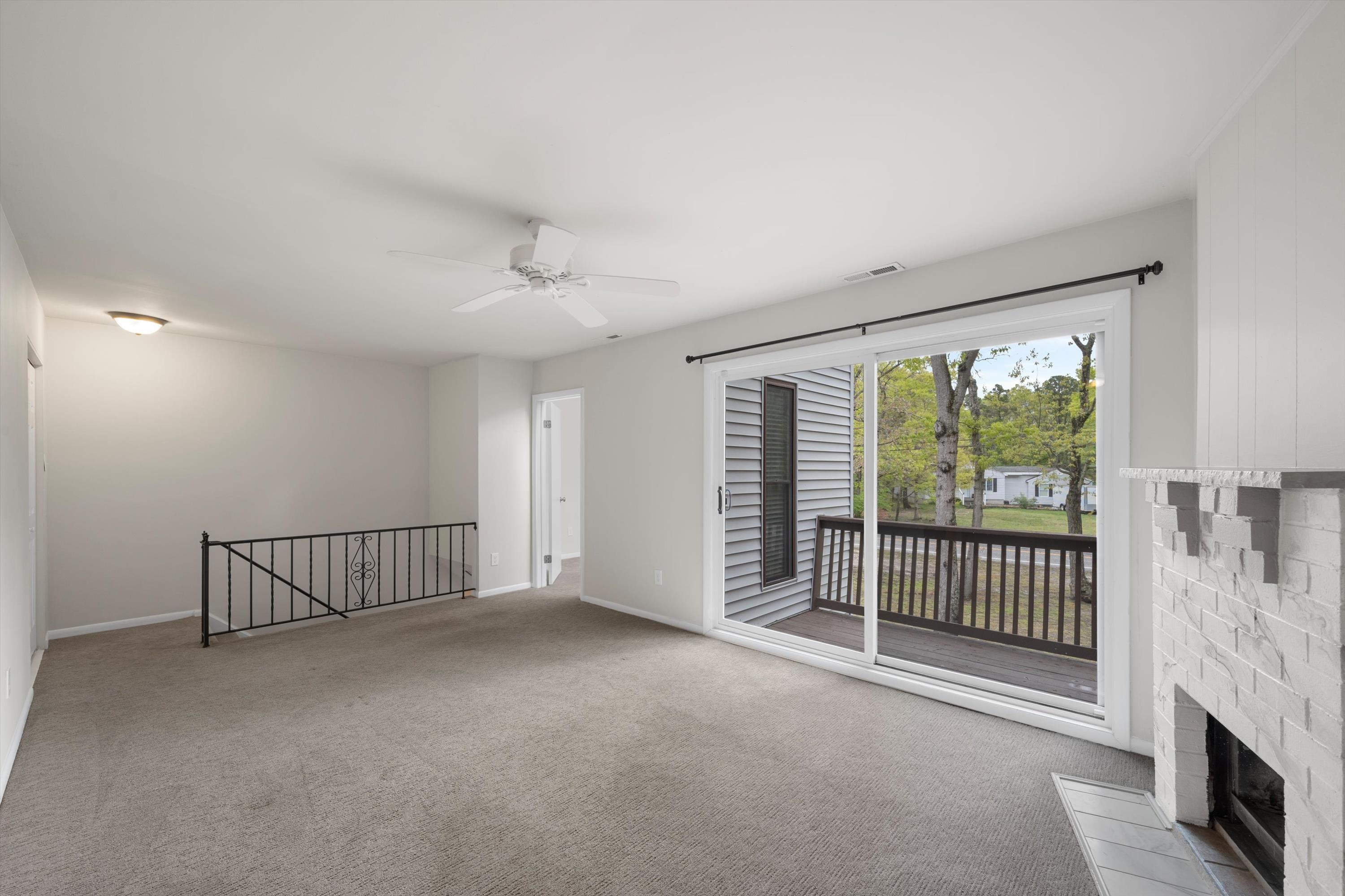 23 Siegtown Road #7B