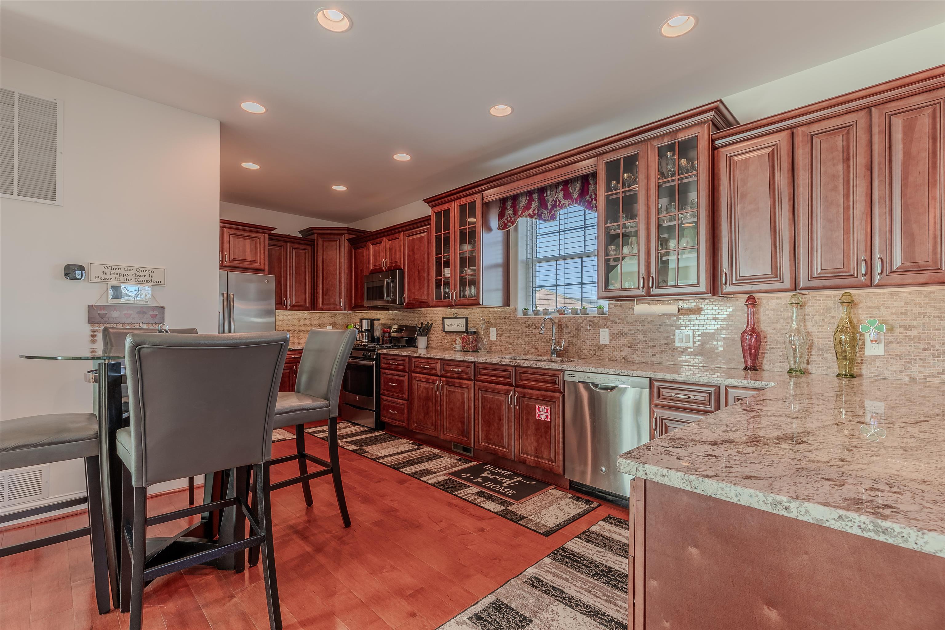 114 E Spicer Avenue #114, Wildwood, New Jersey image 3