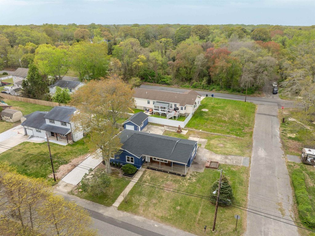 Photo of 934 Carol Ave, Erma, NJ 08204 (MLS # 261069)