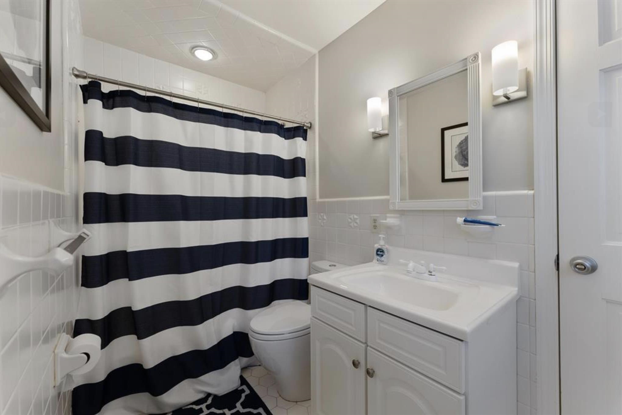 Avalon, New Jersey 08202, United States, 5 Bedrooms Bedrooms, ,6 BathroomsBathrooms,Residential,Active,53788