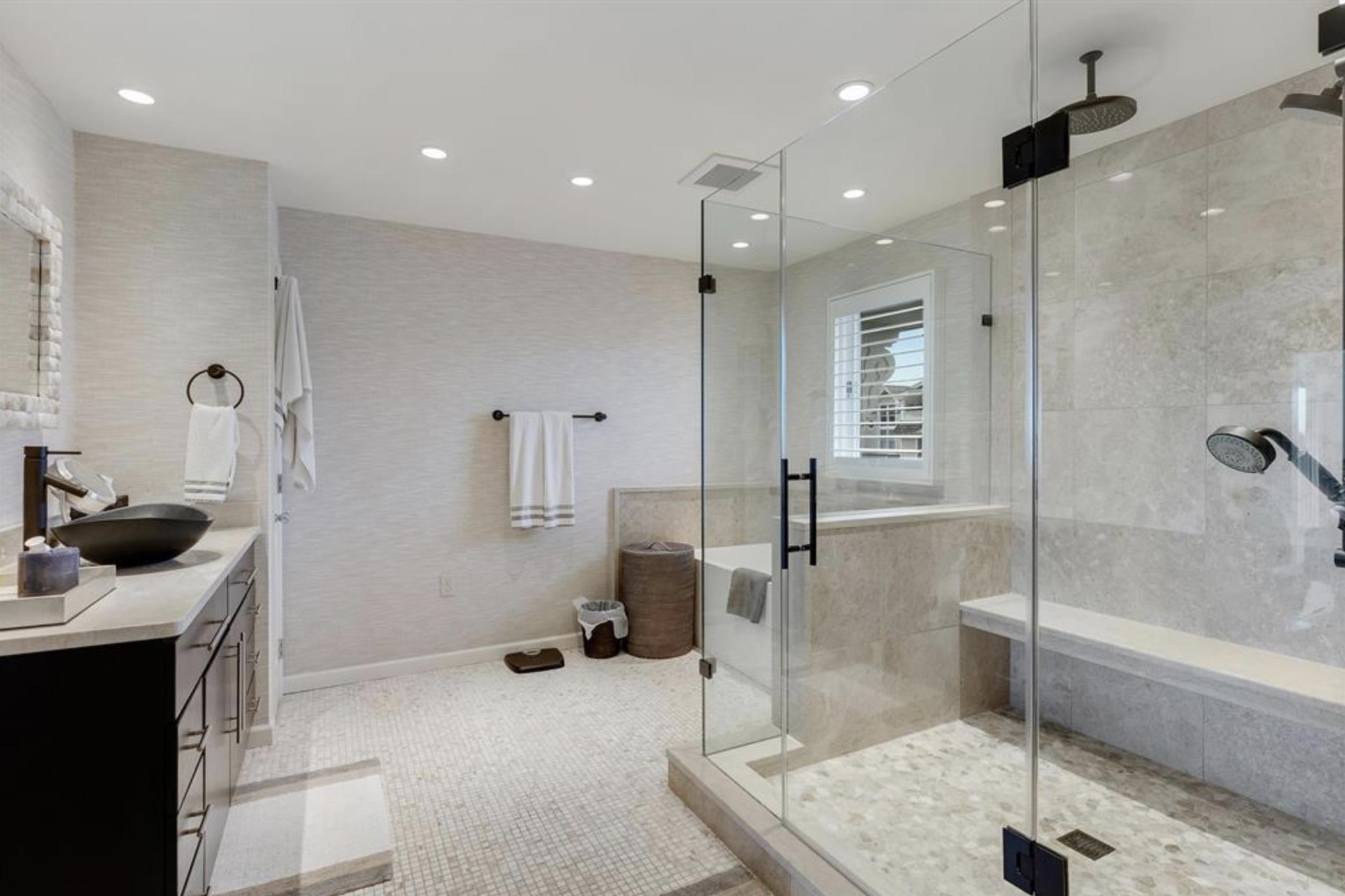 Avalon, New Jersey 08202, United States, 5 Bedrooms Bedrooms, ,6 BathroomsBathrooms,Residential,Active,53788