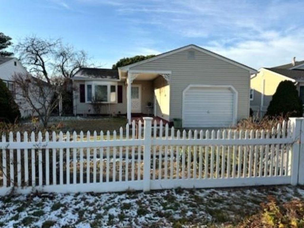 Photo of 210 Cedardale Avenue, Villas, NJ 08251 (MLS # 253544)