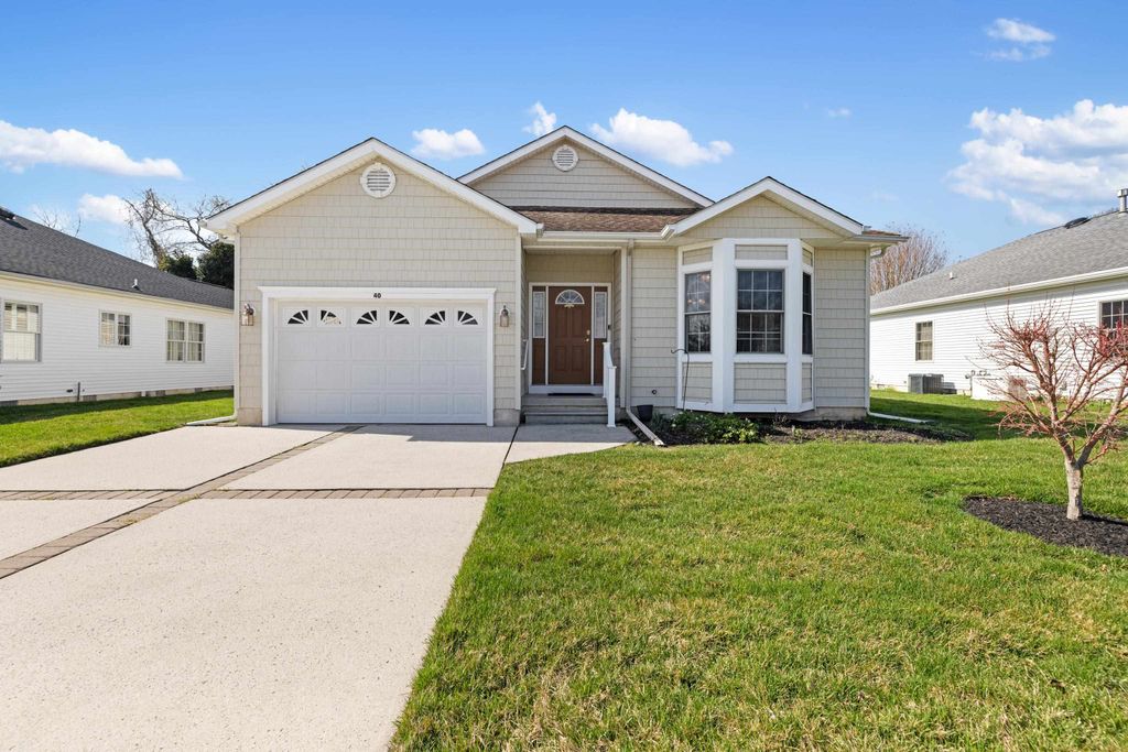 Photo of 40 Wynndemere Court, Cape May Court House, NJ 08210 (MLS # 260914)