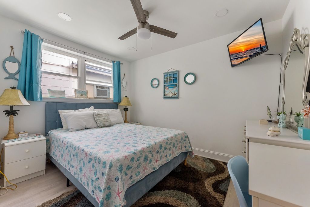 Photo of 213 E Baker Avenue #3, Wildwood, NJ 08260 (MLS # 252521)