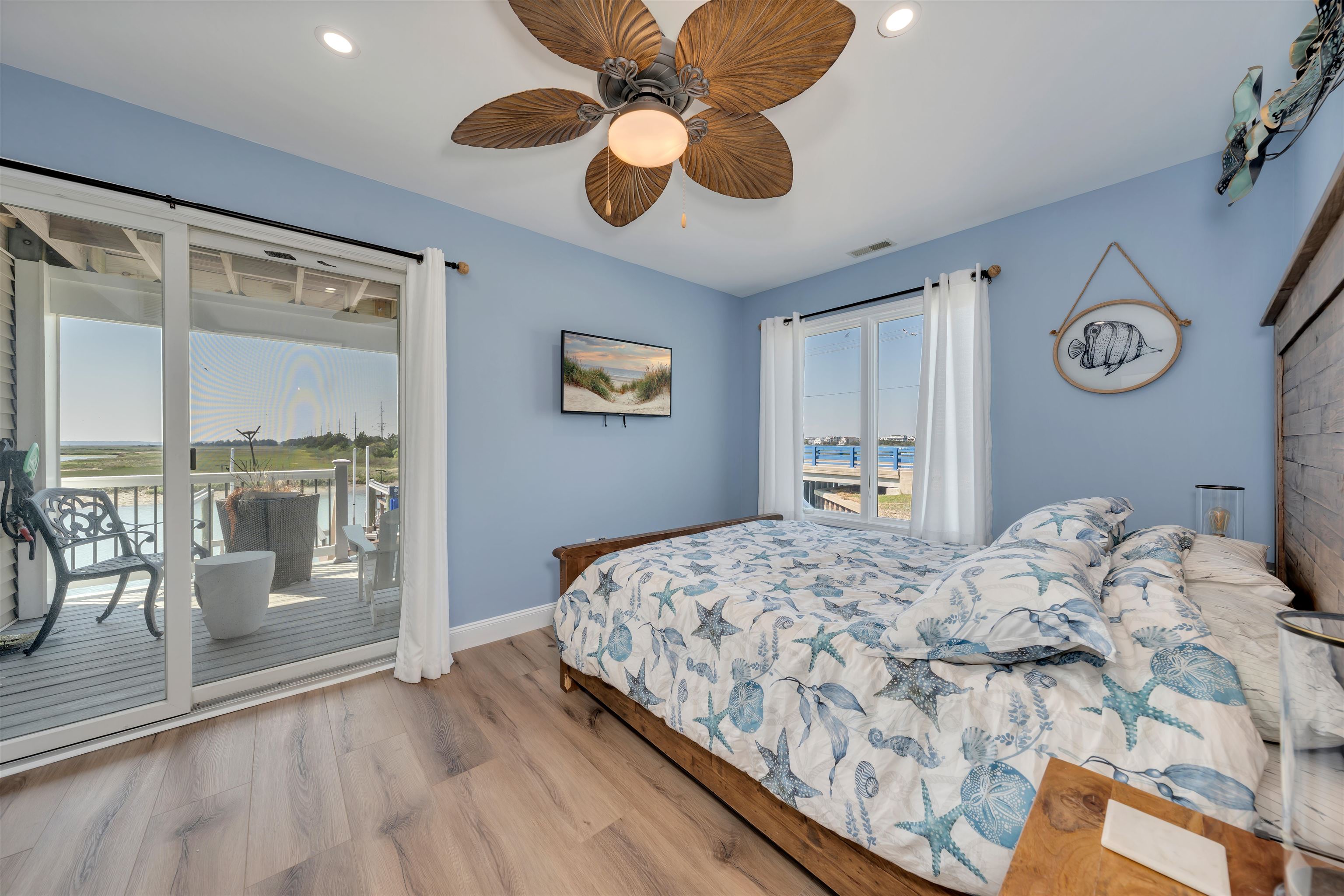 3030 Ocean Drive N