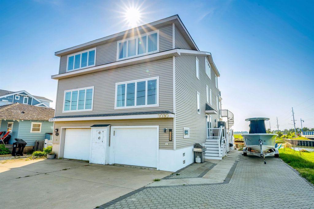 Photo of 3030 Ocean Drive #N, Avalon, NJ 08202 (MLS # 261401)