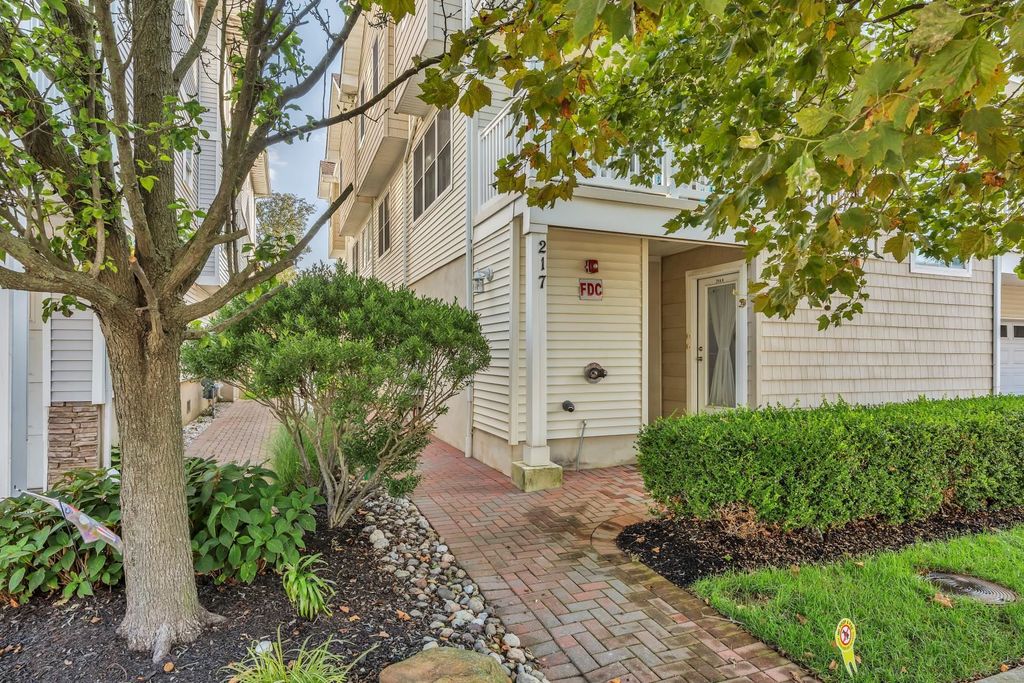 Photo of 217B Spencer Ave #217B, Wildwood, NJ 08260 (MLS # 252492)