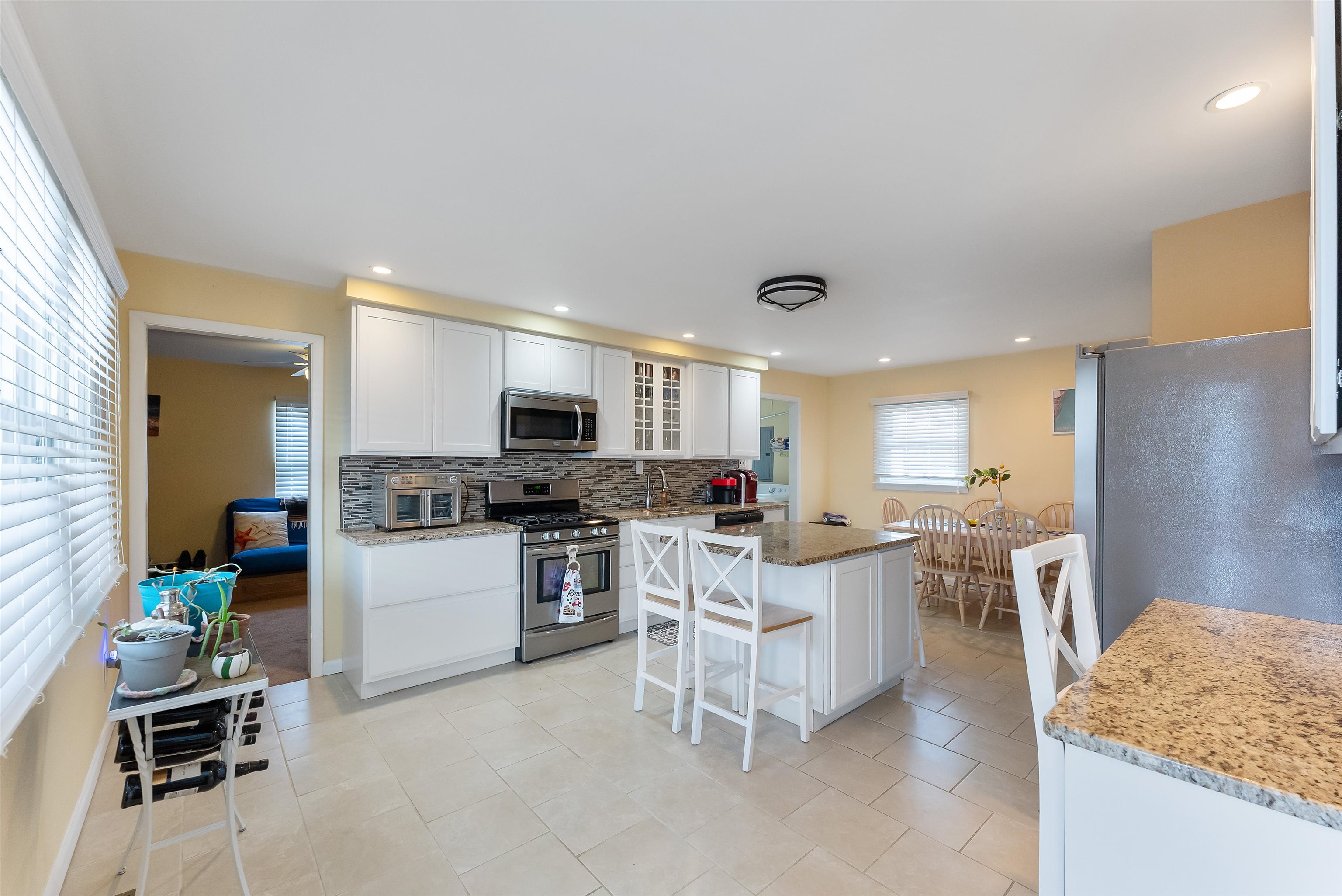 129 W 3rd Avenue, North Wildwood, New Jersey image 8