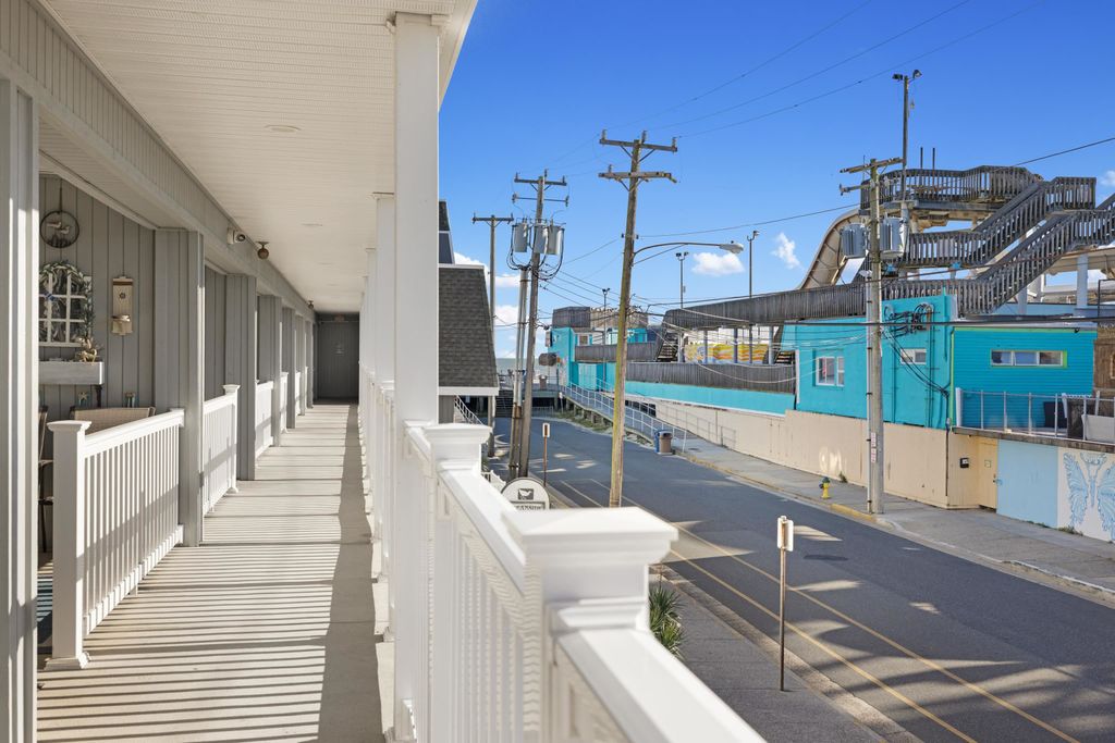 Photo of 875 Plymouth Place #10, Ocean City, NJ 08226 (MLS # 253464)