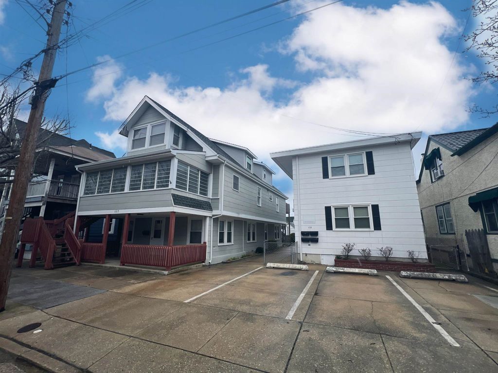 Photo of 115 W Poplar Avenue, Wildwood, NJ 08260 (MLS # 261430)