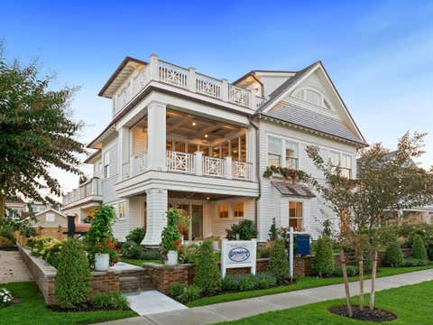 Homes For Sale - 12 E Newcastle Road<br/> Cape May County, Ocean City, NJ 08226
