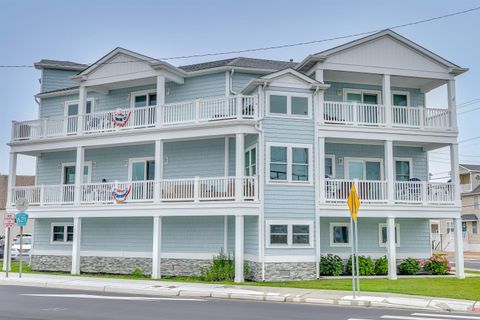 Photo of 209 N New York Avenue #2, North Wildwood, NJ 08260 (MLS # 251709)