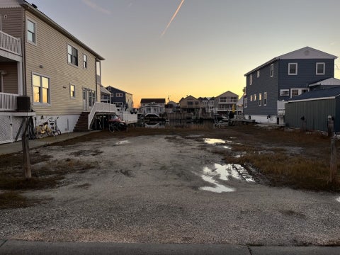 Vacant Land For Sale - 658 W 26 Avenue<br/> West Wildwood, NJ 08260