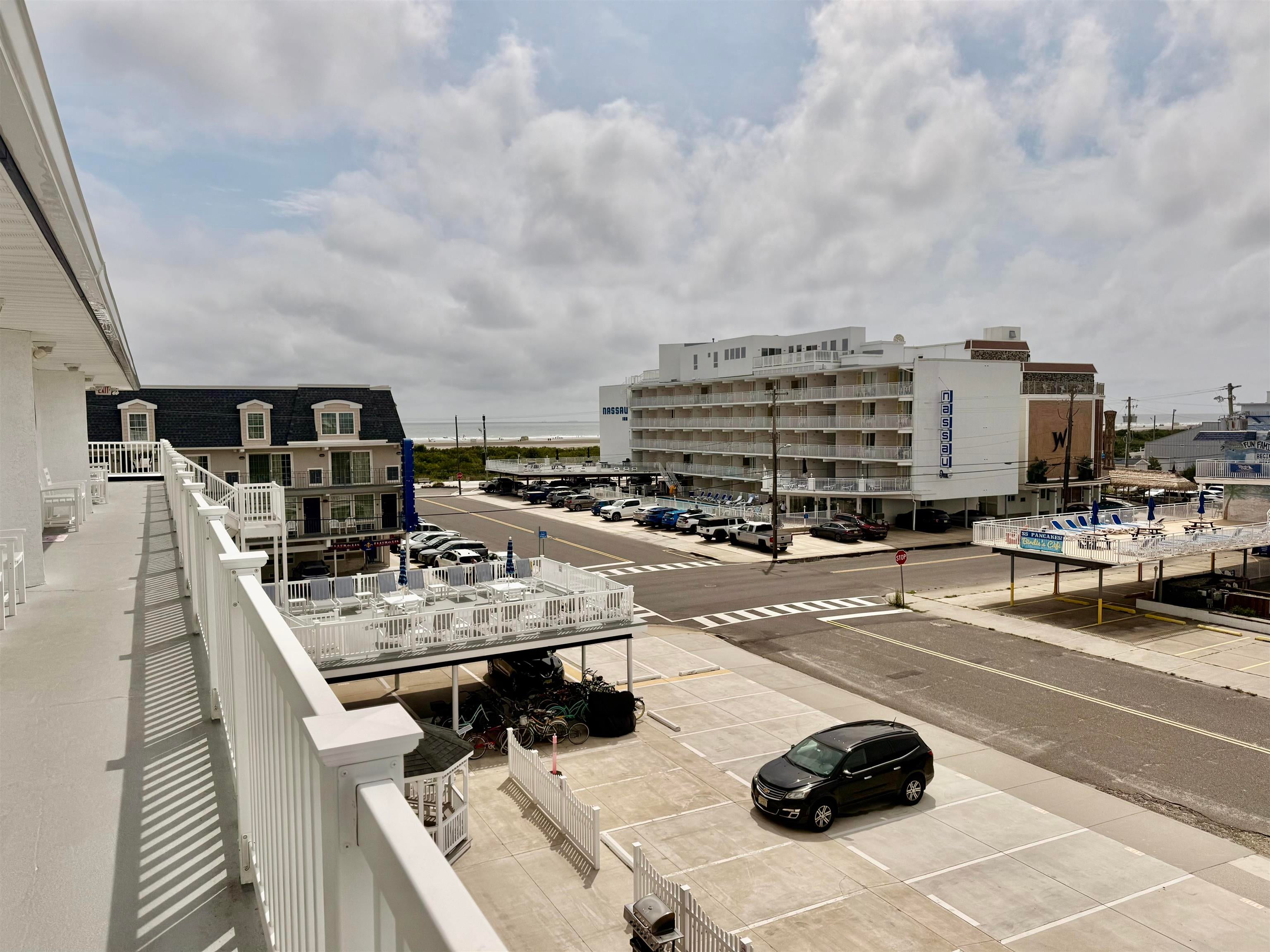 6109 E Atlantic Avenue 404