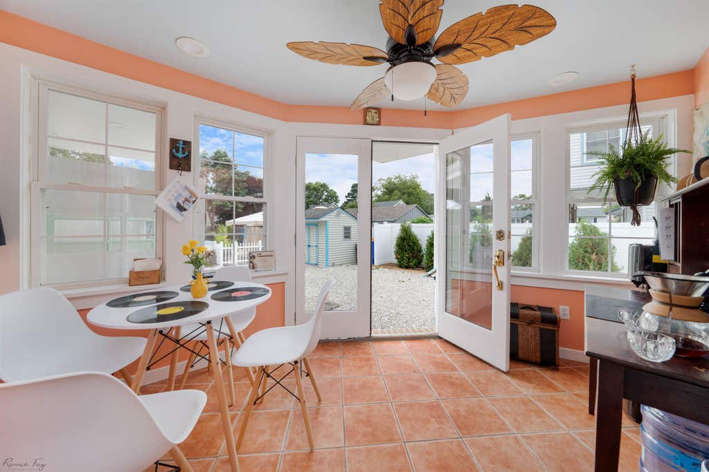 Photo of 303 E Shell Bay Avenue, Cape May Court House, NJ 08210 (MLS # 262254)