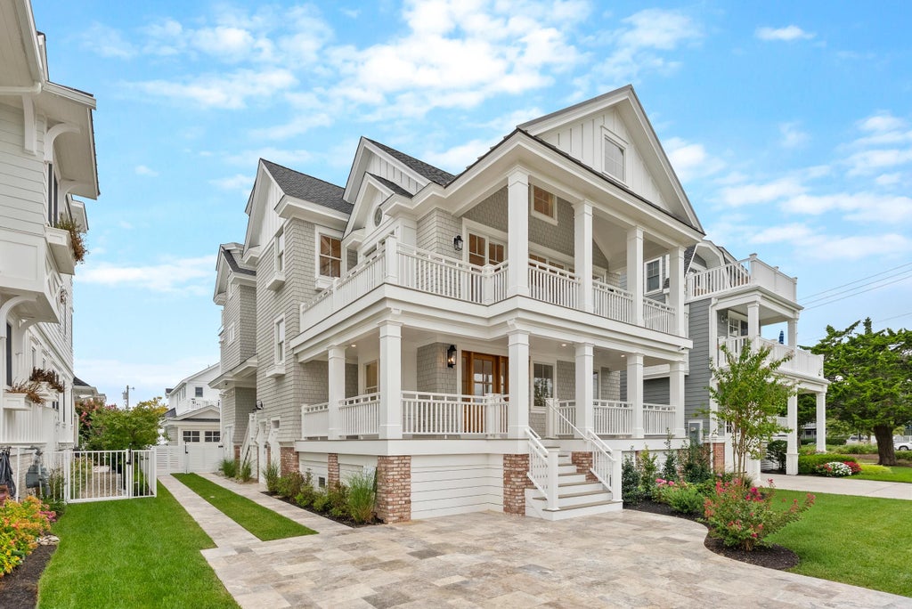 Photo of 178 19th Street, Avalon, NJ 08202 (MLS # 262275)