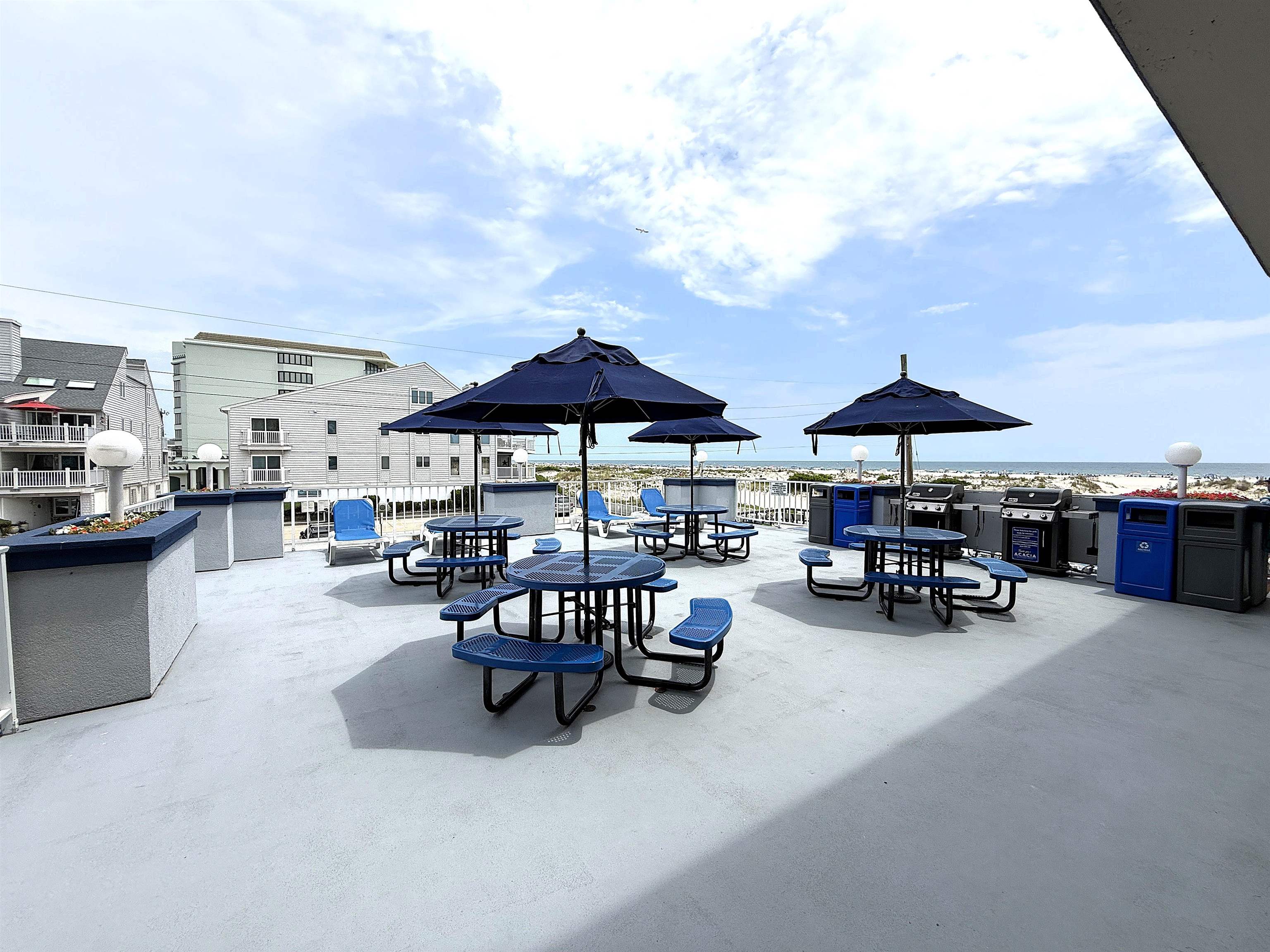 9101 Atlantic Avenue 206