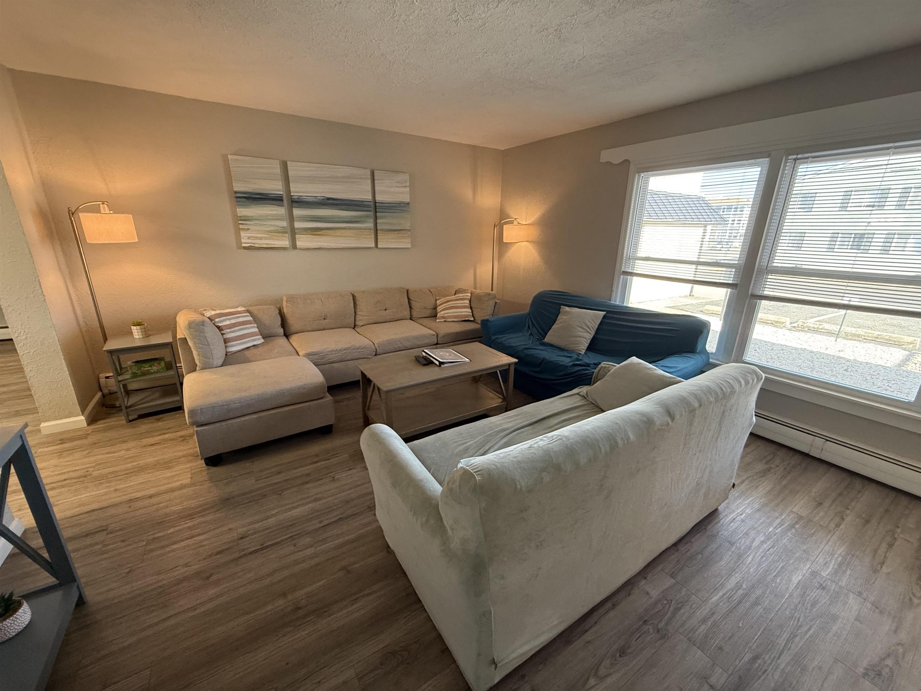 5400 Pacific Avenue 102
