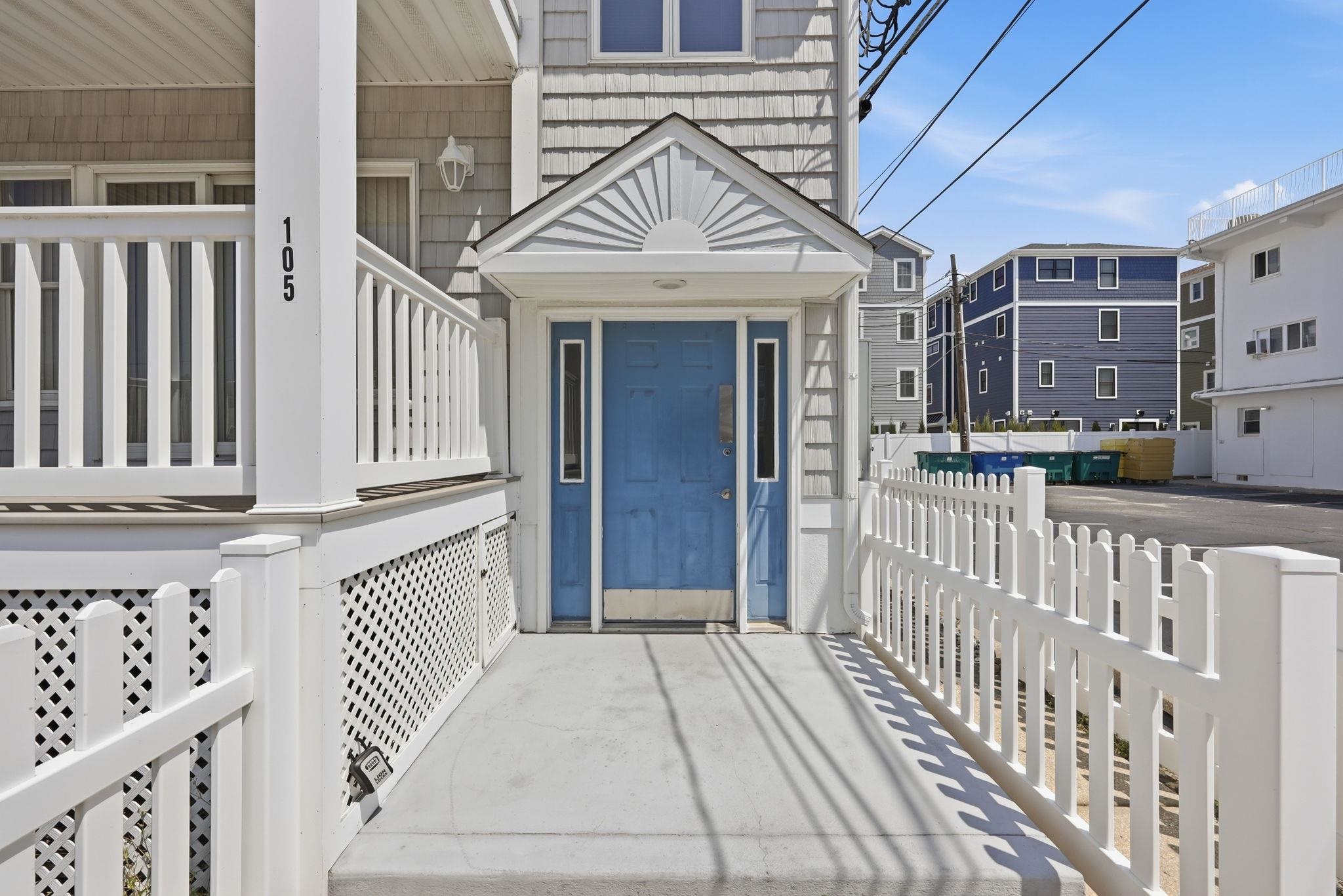 401-03 E Denver Avenue 105