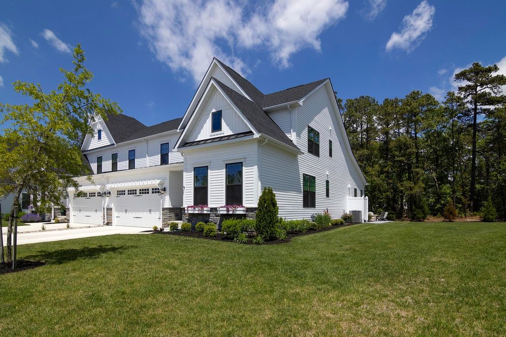 Photo of 70 Muirhead Lane, Cape May Court House, NJ 08210 (MLS # 261339)