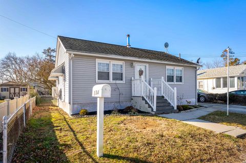 Homes For Sale - 134 W Delaware Parkway<br/> Villas, NJ 08251