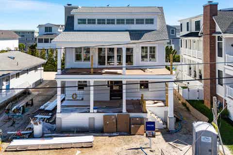 Homes For Sale - 179 32nd Street<br/> Cape May County, Avalon, NJ 08202