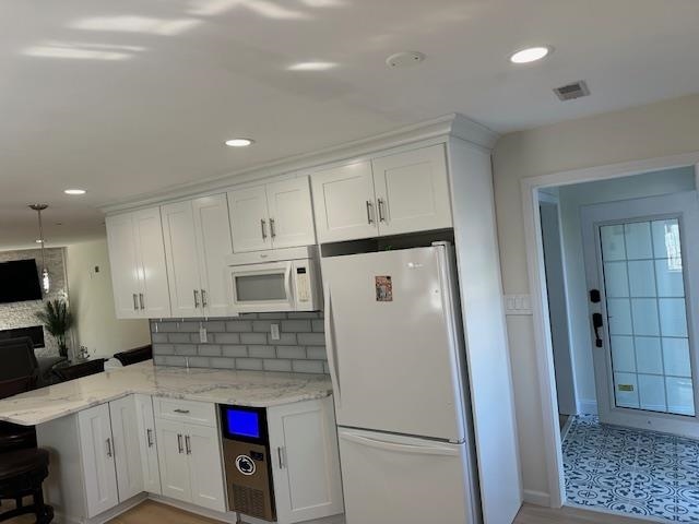 Ventnor, New Jersey 08406, United States, 3 Bedrooms Bedrooms, ,2 BathroomsBathrooms,Residential,Active,43989