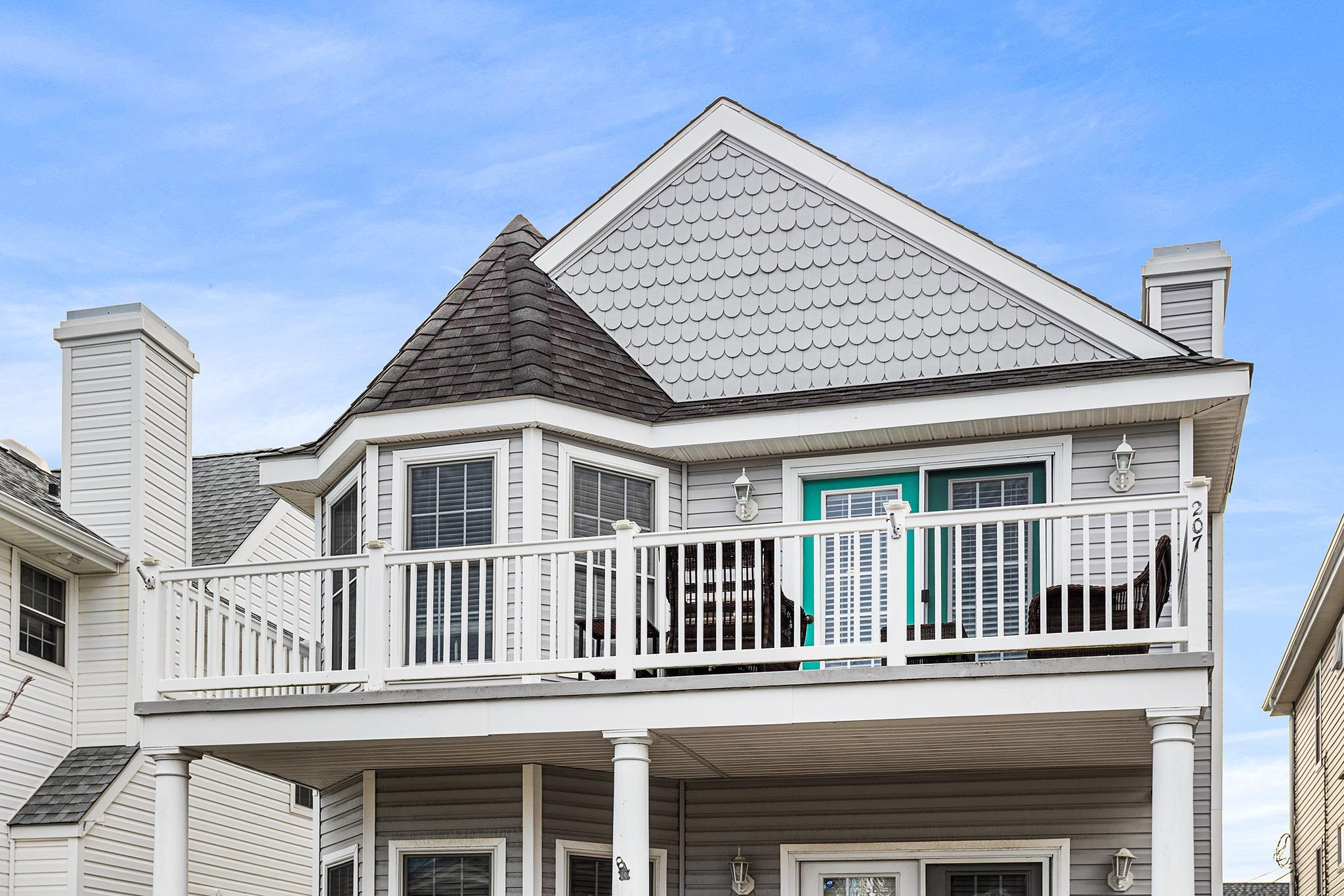 207 Asbury Avenue 2nd Floor