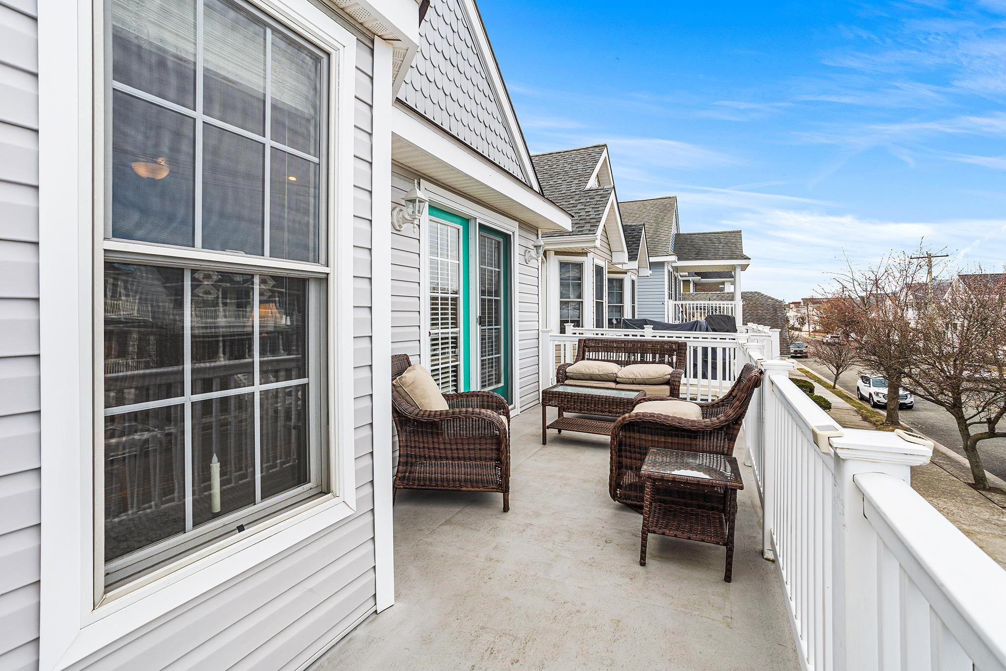 207 Asbury Avenue 2nd Floor