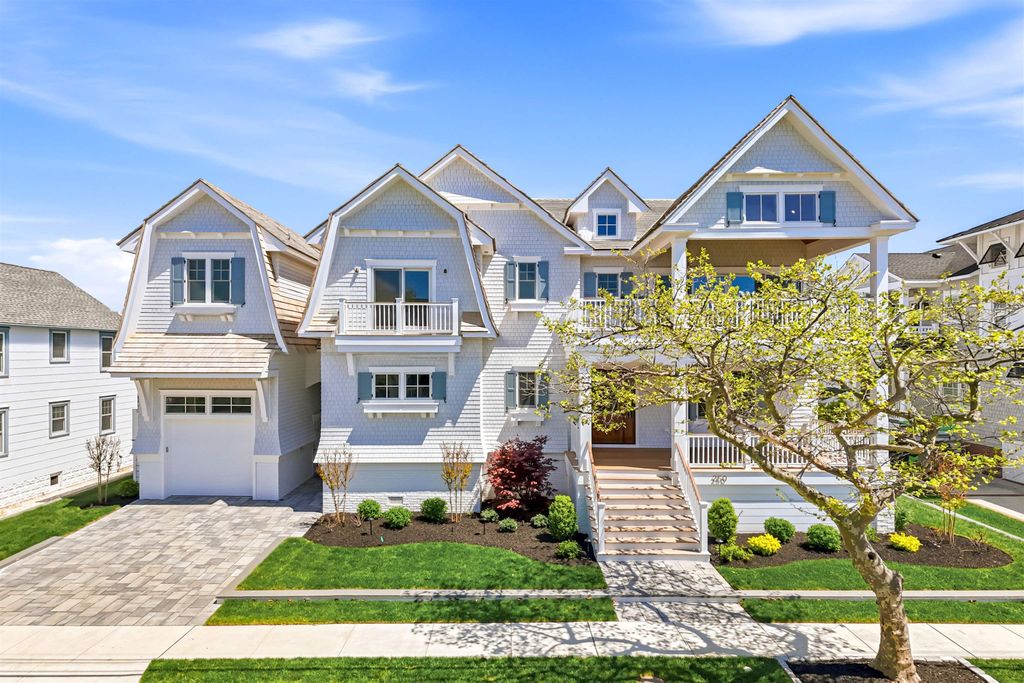 Photo of 250 104 Street, Stone Harbor, NJ 08247 (MLS # 261251)