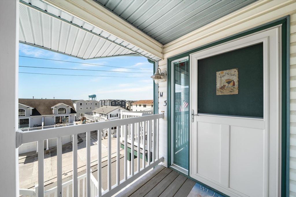 Photo of 115 35th Street #3W, Sea Isle City, NJ 08243 (MLS # 260104)