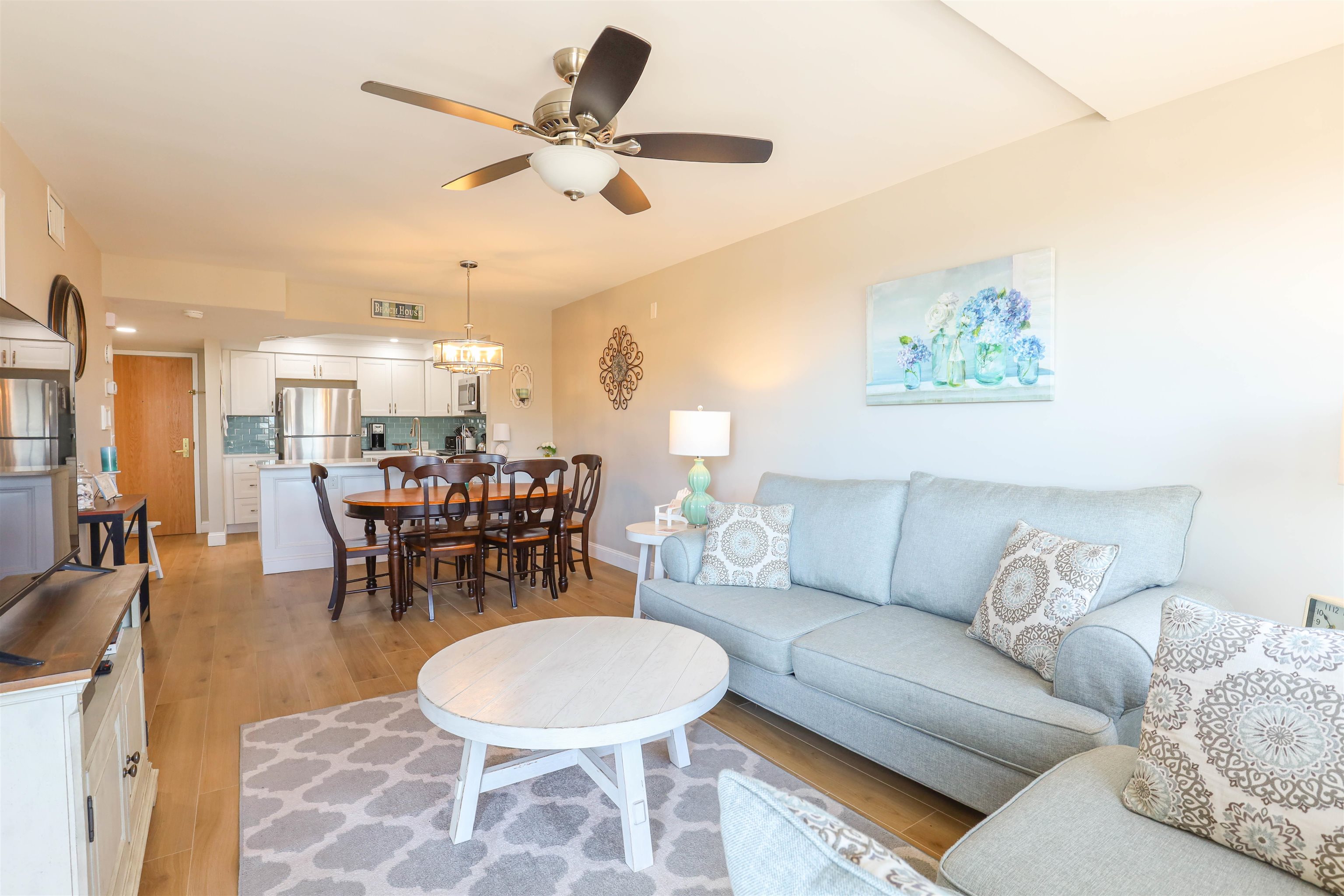 7100 Ocean Avenue 305