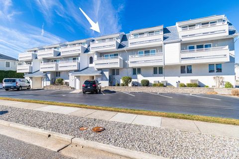 Townhouse For Sale - 10803 Third Avenue #6<br/> Stone Harbor, NJ 08247