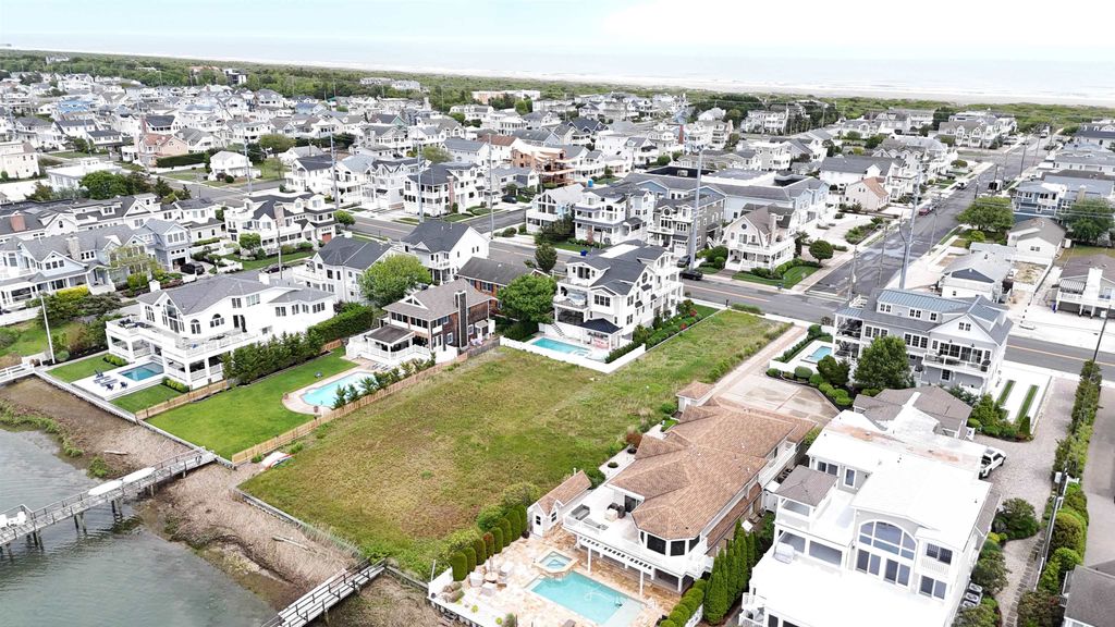 Photo of 6088 Ocean Drive DR, Avalon, NJ 08202 (MLS # 261442)