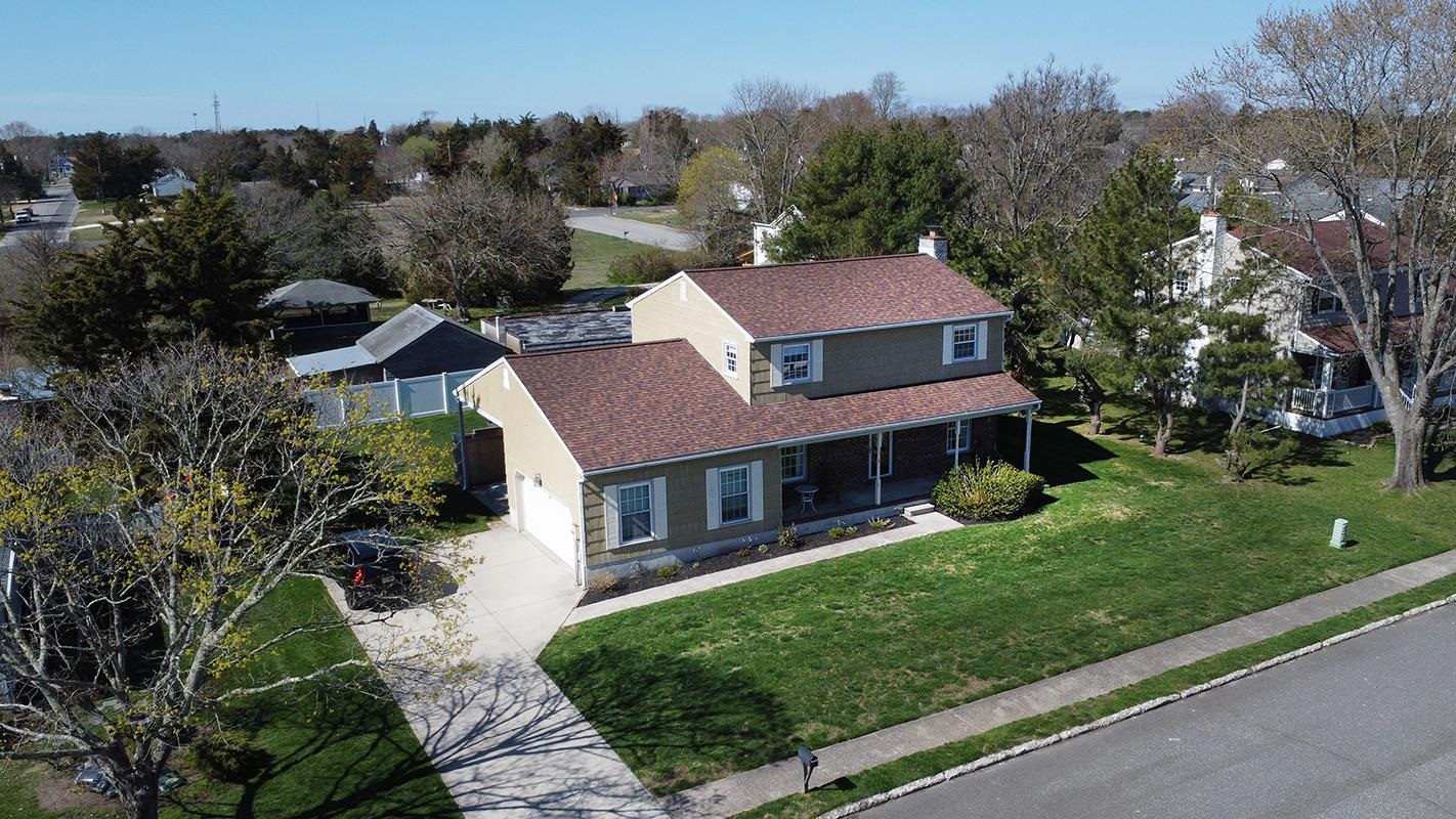 18 Hollyberry Lane