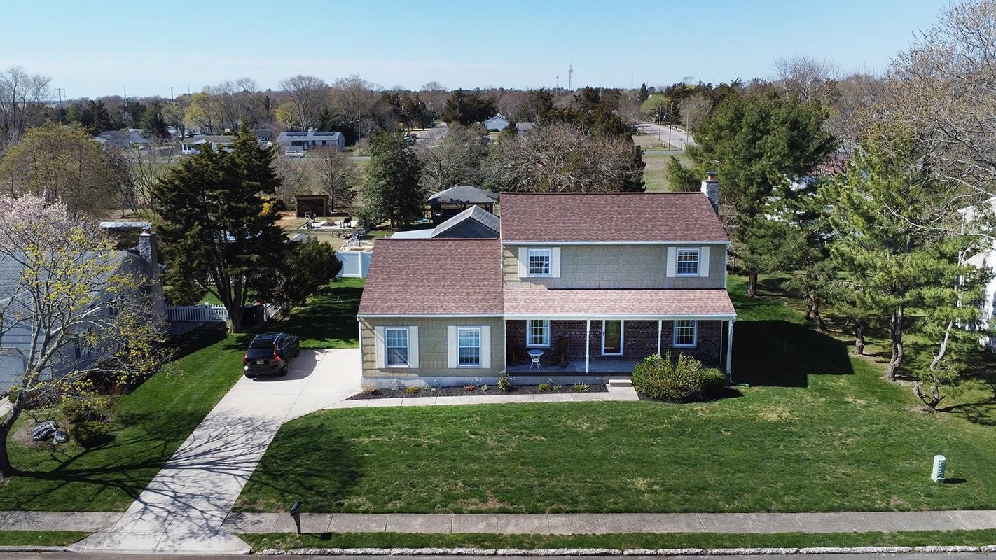 18 Hollyberry Lane