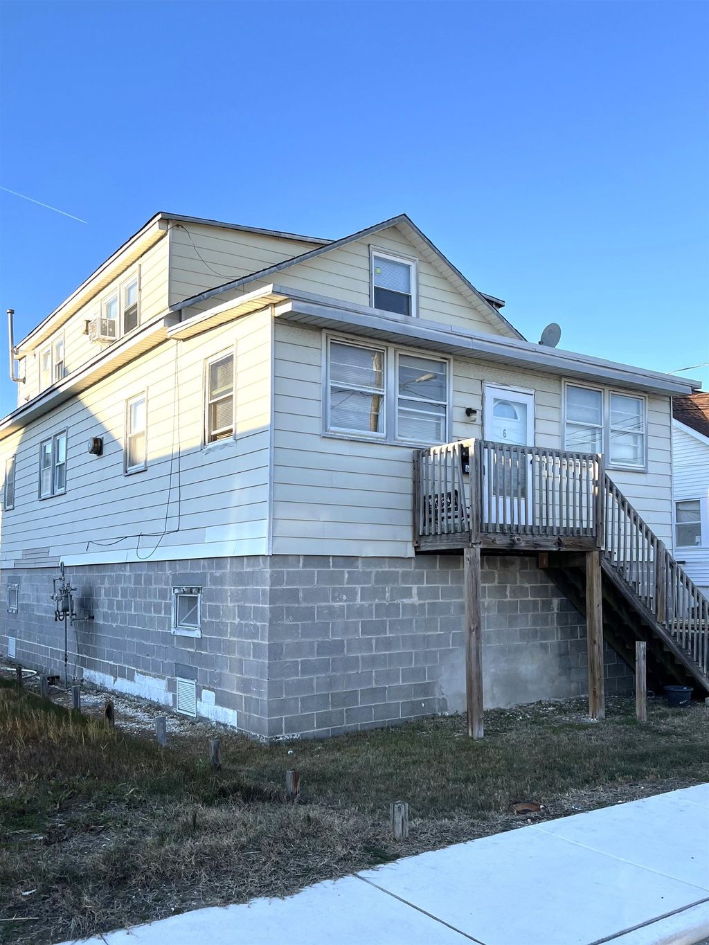 Photo of 6 J Avenue, West Wildwood, NJ 08260 (MLS # 253456)