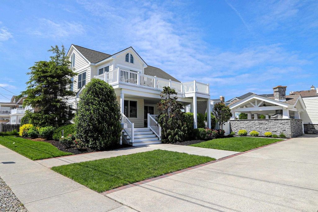 Photo of 128 95th Street, Stone Harbor, NJ 08247 (MLS # 261334)