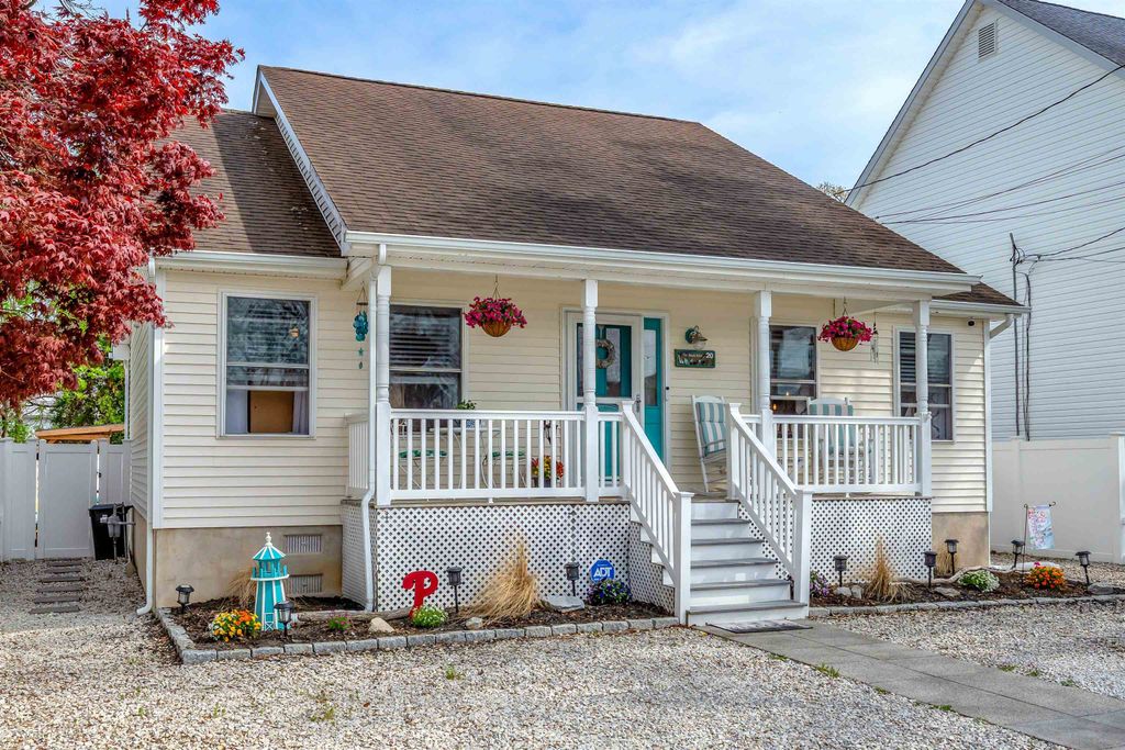 Photo of 20 S 5th Street, Del Haven, NJ 08251 (MLS # 261020)