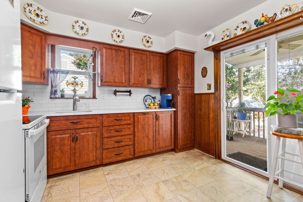 Photo of 1202 Pennsylvania Avenue, Cape May, NJ 08204 (MLS # 262227)