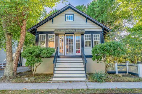 Photo of 614 Jefferson Street, Cape May, NJ 08204 (MLS # 253048)