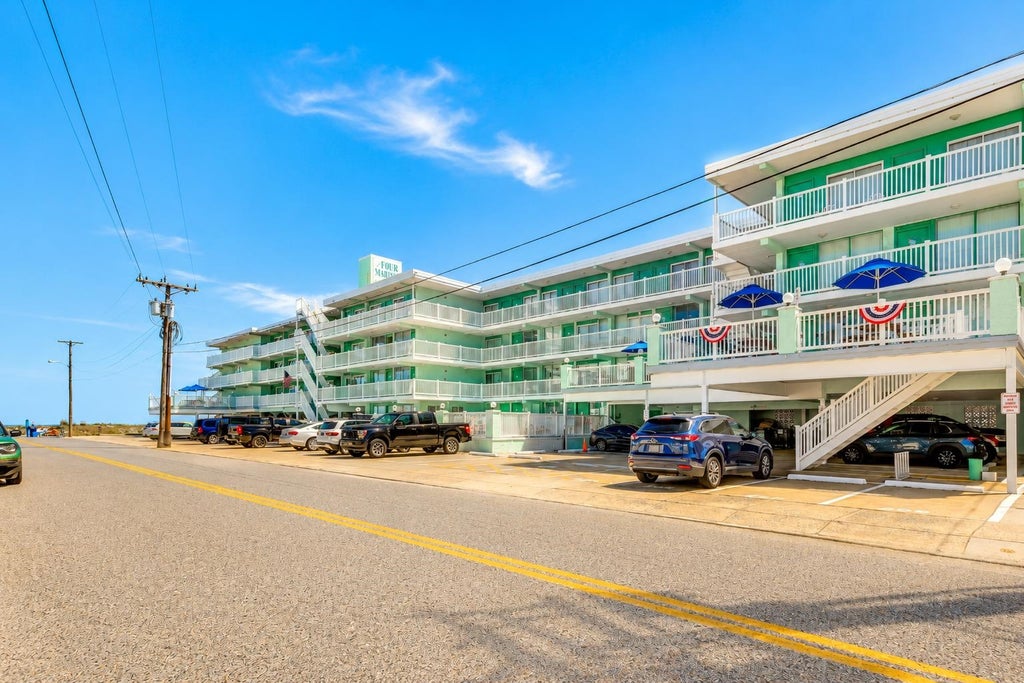 Photo of 404 E Denver Avenue #100, Wildwood Crest, NJ 08260 (MLS # 262049)