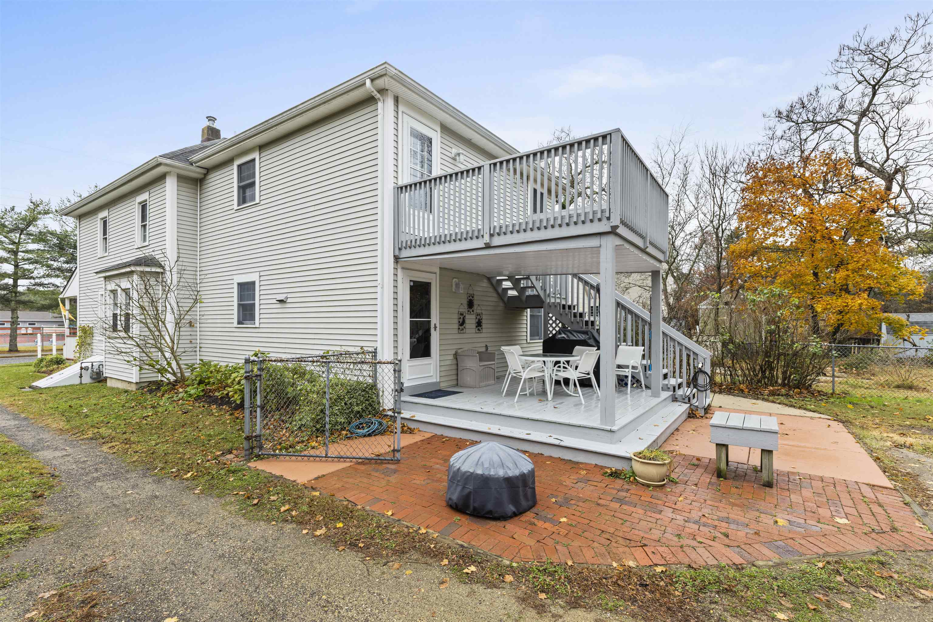 112 W Pacific Avenue