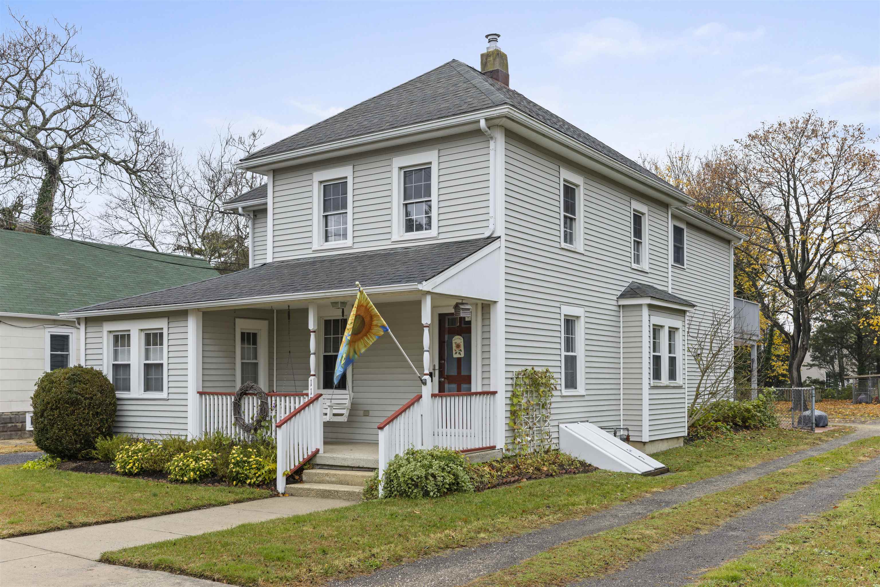 112 W Pacific Avenue