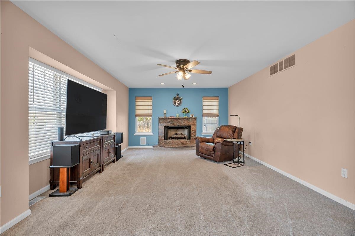 6 Hilltop Drive