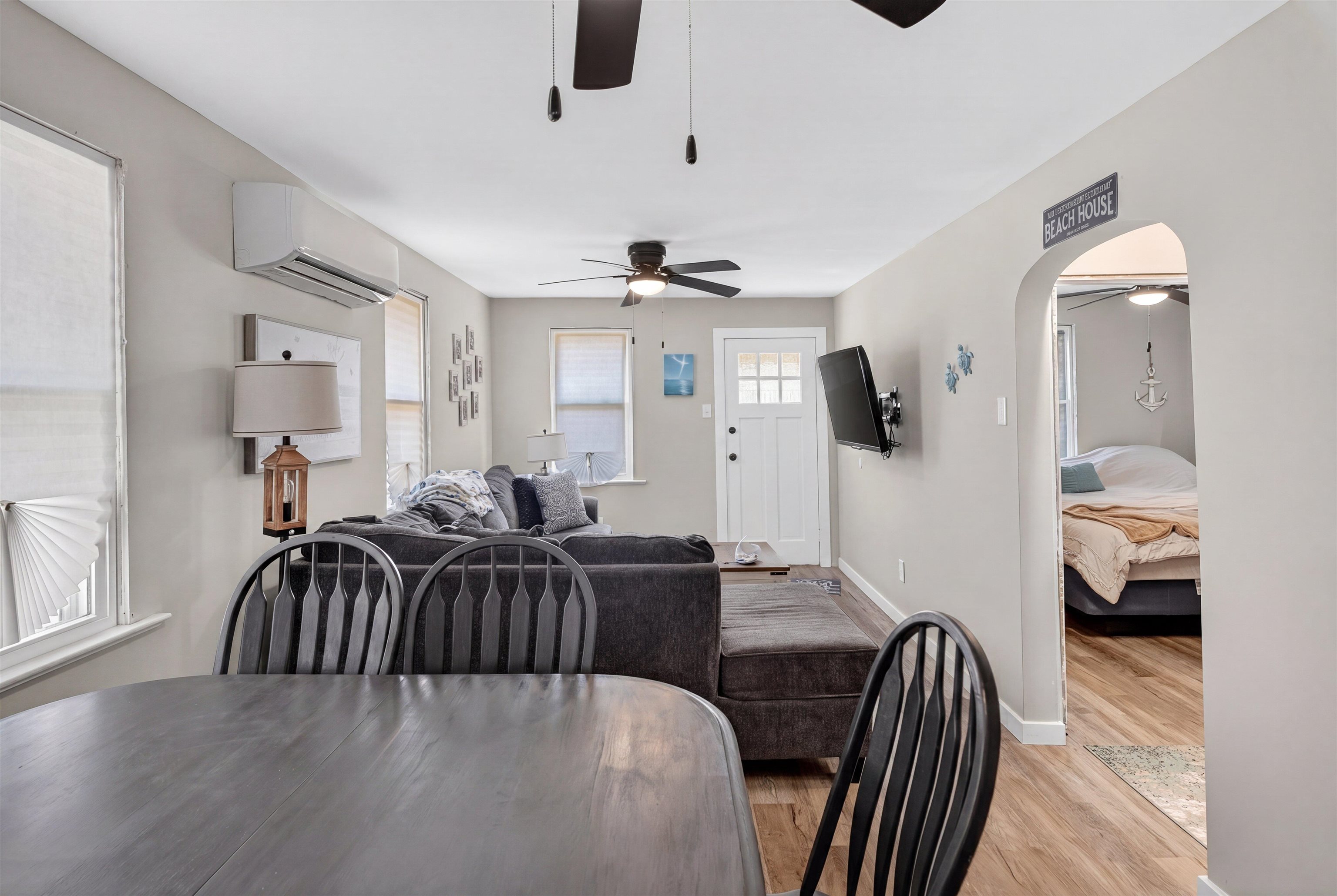 411 W Magnolia Avenue